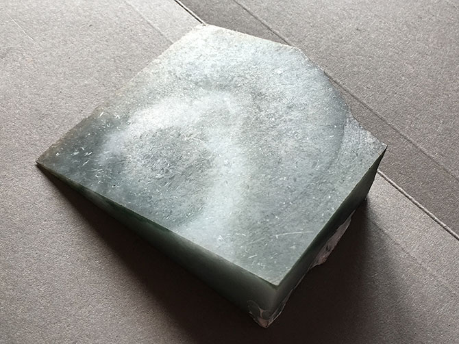 金刚石线切割机切玉石加工效率9000mm²/小时效果图