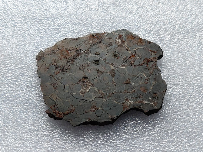 铁精石切样，铁精石切样图，铁精石切割设备